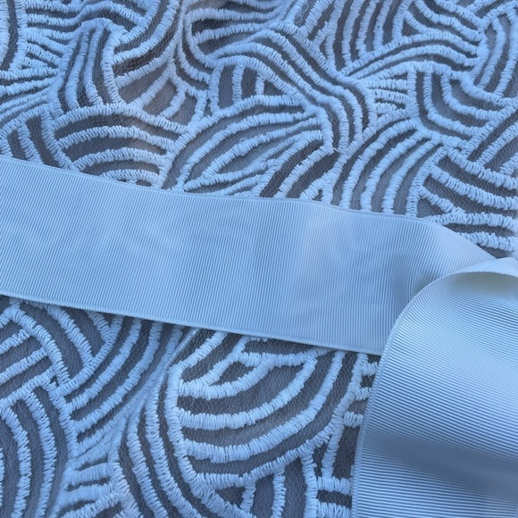 TADASHI Shoji dress size 2 - Picture 2 of 4